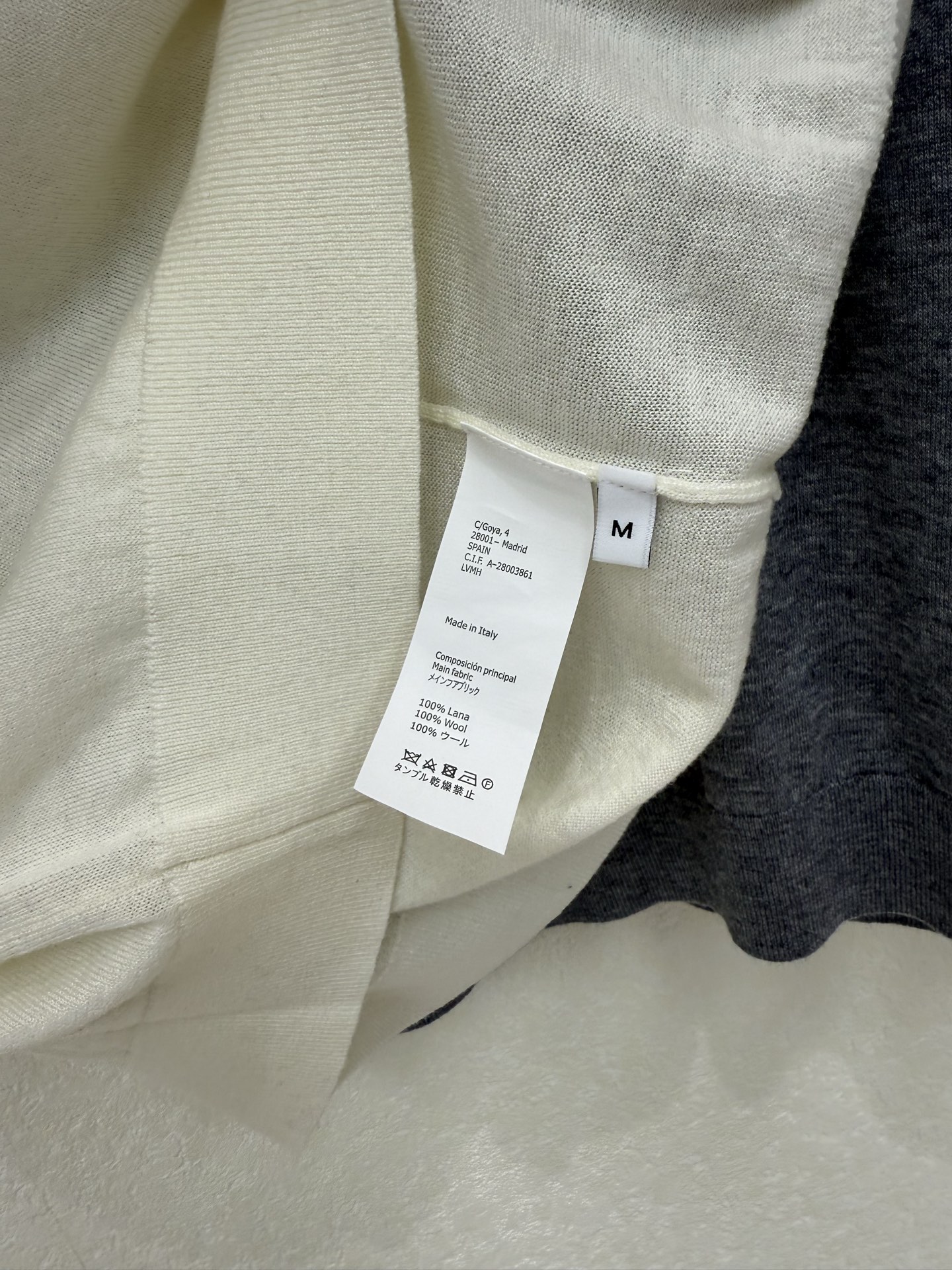 Women's short sleeves